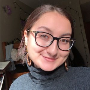 Meet your Posher, Kelli